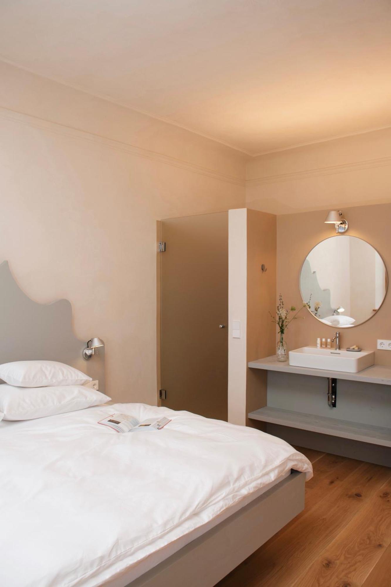 Der Pfarrhof Hotel Hartberg Room photo
